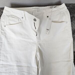 Chico's Crisp White Straight Leg Jeans